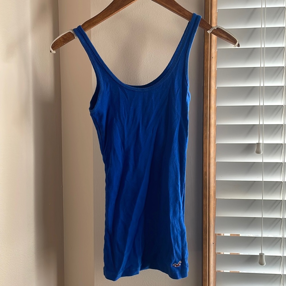 Hollister stretchy tank